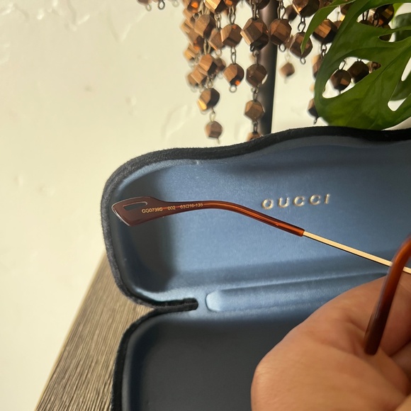 Gucci Modern Aviator Sunglasses GG0739S with box and draw string pouch - Picture 6 of 9